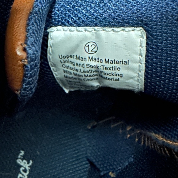 Cat & Jack size 12 boys boots - Picture 6 of 6